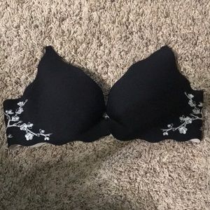 VIctoria’s Secret Very Sexy Push-Up Bra